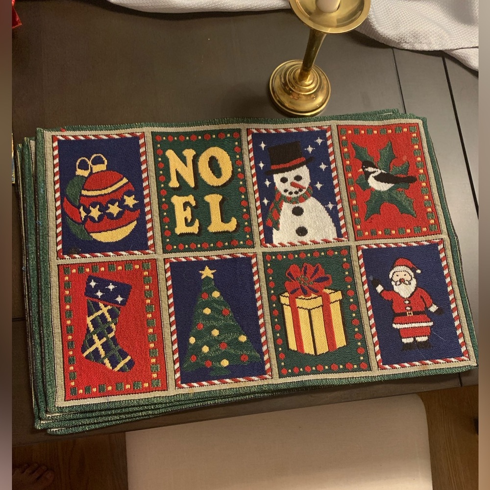 NWOT Christmas Tapestry Placemats (4)